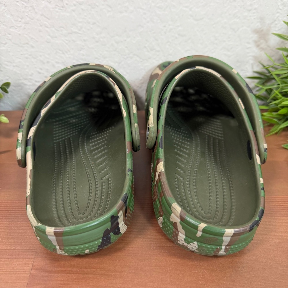 Crocs Unisex Classic Camo Green Woodland ClogS Size M4/W6 - Picture 5 of 7